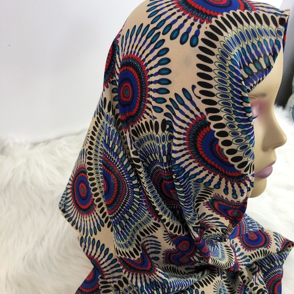 Liviya Infinity Scarf – African Print Boho Headwrap, Multicolor, Geometric - Picture 4 of 8